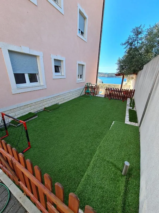 Villa Luciana Trogir Apartment