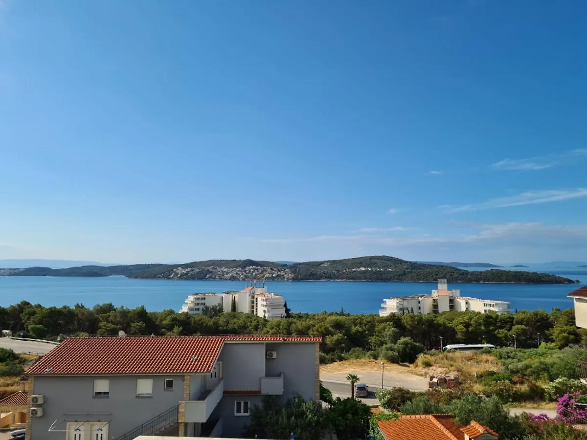 Villa Luciana Τρογκίρ Διαμέρισμα