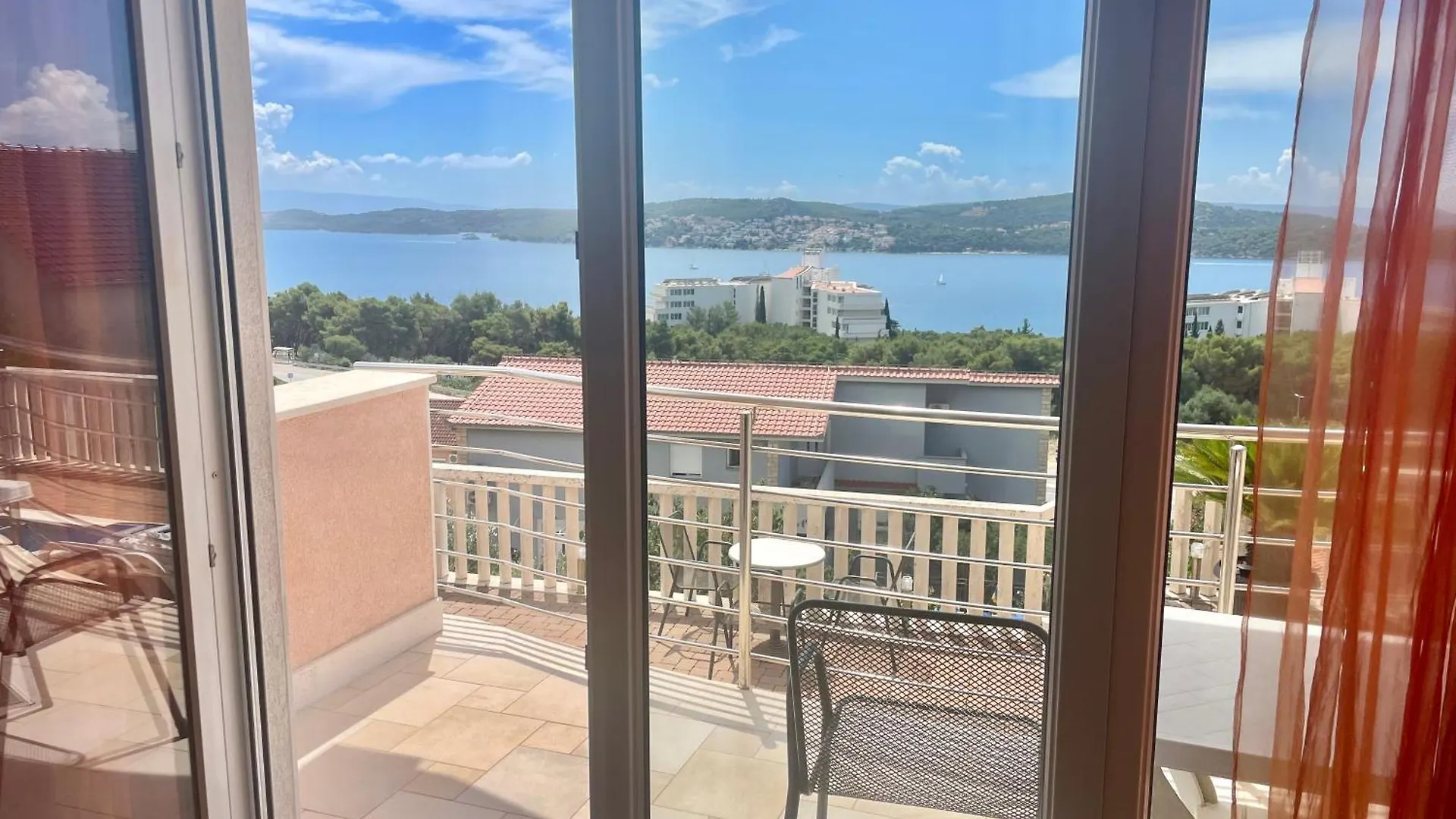 Villa Luciana Τρογκίρ
