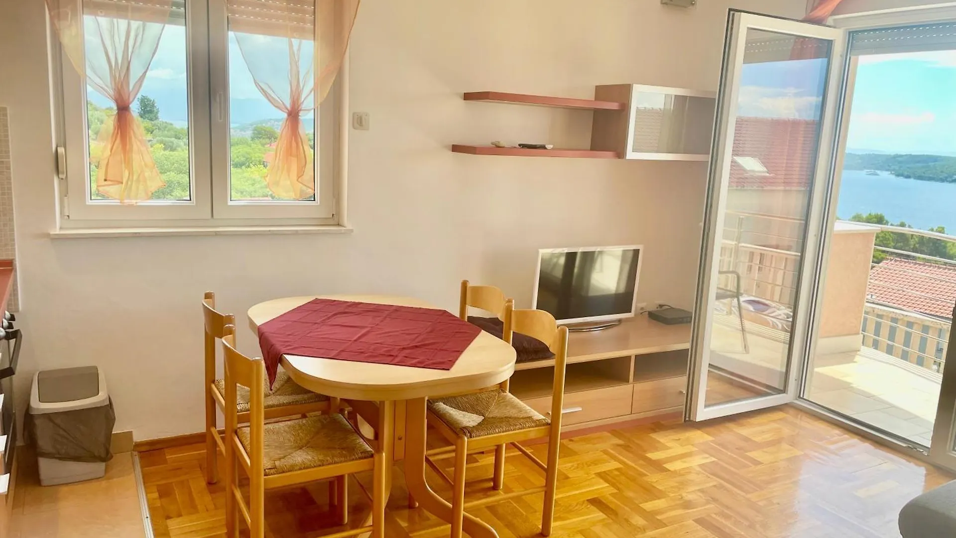 Διαμέρισμα Villa Luciana Τρογκίρ