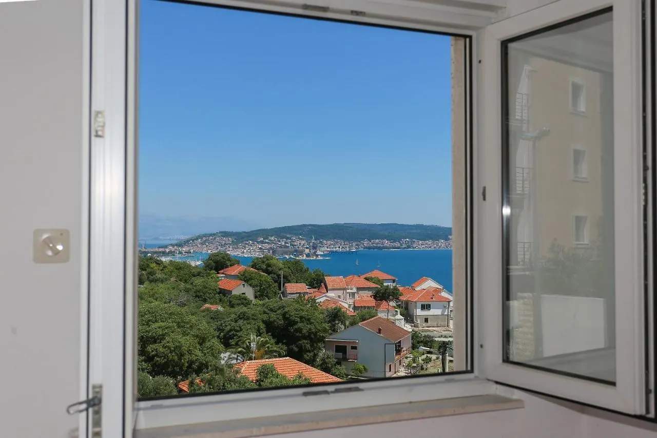 Villa Luciana Τρογκίρ Διαμέρισμα